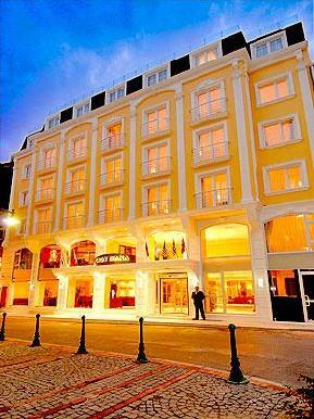 Lady Diana Hotel