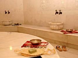 Lady Diana Hotel