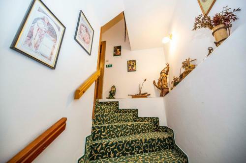 Hostal Hotel Svaty Hubert