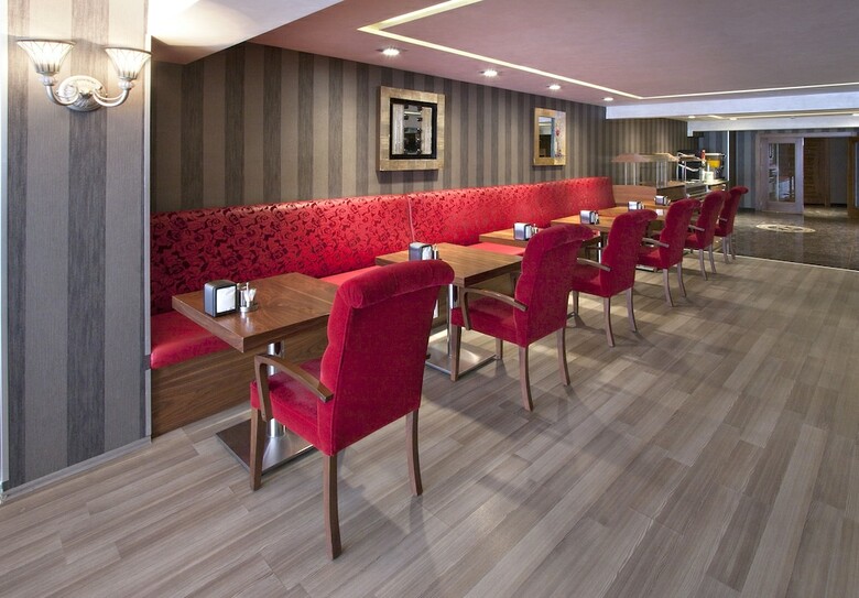 Nanda Hotel