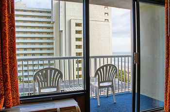 Hotel Captain's Quarters Resort