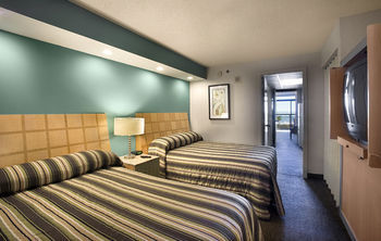 Hotel Captain's Quarters Resort