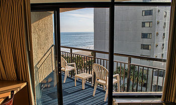 Hotel Captain's Quarters Resort