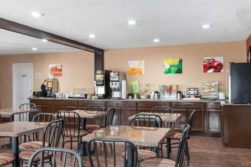 Hotel Howard Johnson Fort Sam Houston/at&t Center