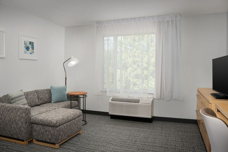 Hotel Towneplace Suites By Marriott Gainesville Northwest