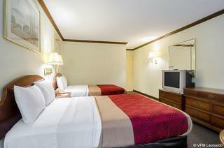 Hotel Econo Lodge Colonial