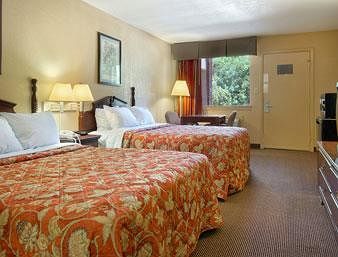 Motel Days Inn Tupelo