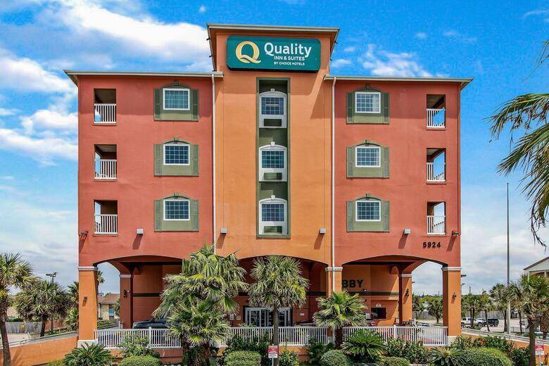 Hotel Quality Inn & Suites Beachfront
