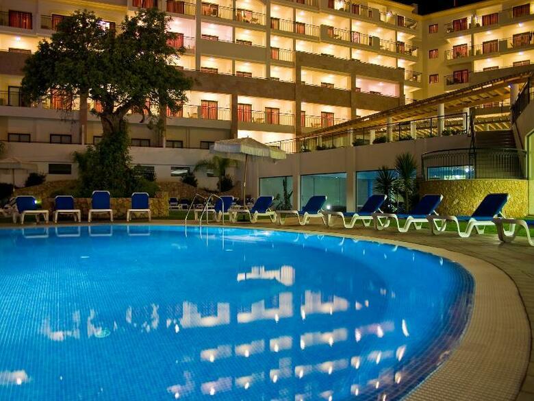 Hotel Cerro Mar Garden