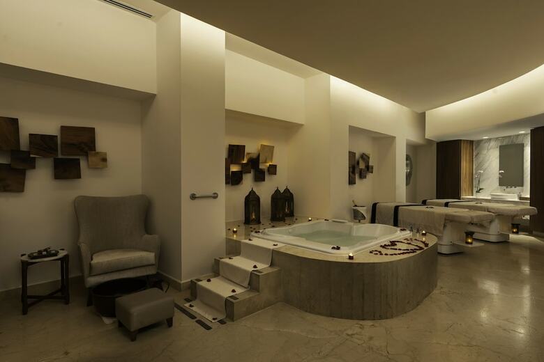 Hotel Le Blanc Spa Resort All Inclusive Adults Only