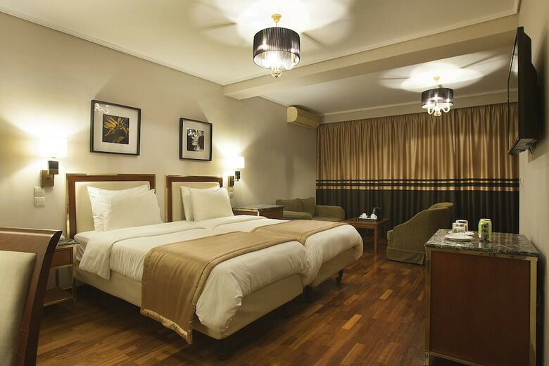 Best Western Ilisia Hotel