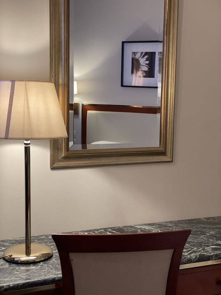 Best Western Ilisia Hotel