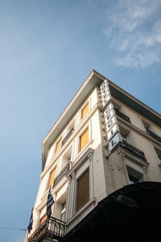 Hotel Cecil