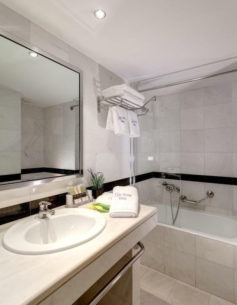 Hotel Polis Grand