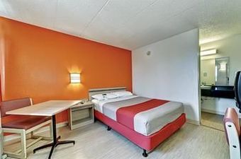 Motel 6 Chicago Southwest - Aurora