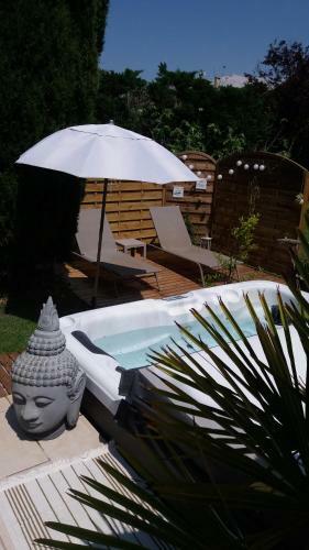 Bed & Breakfast Mas Lou Souleil