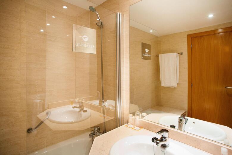 Hotel Globales de Los Reyes