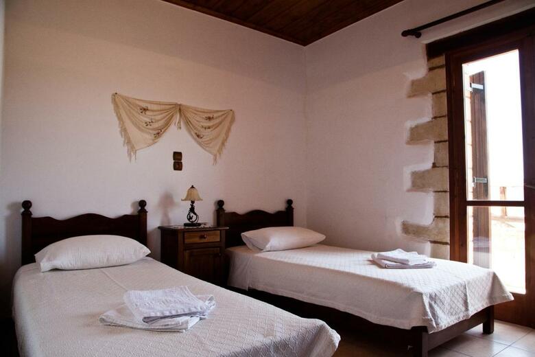 Tsivaras Villas