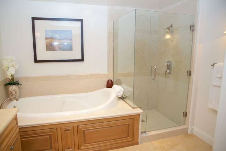 Hotel Dolphin Bay Resort And Spa