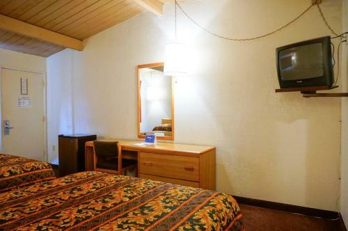 Ez 8 Motel San Jose II