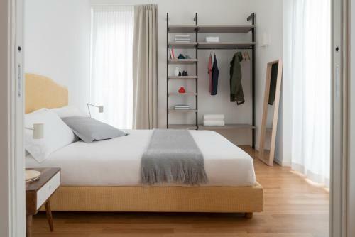 Brera Apartments In San Babila