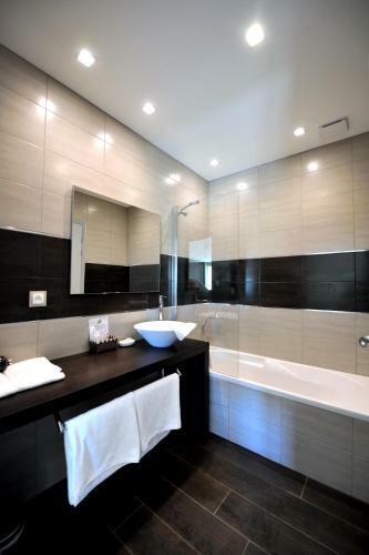 Hotel H�tel Spa Restaurant L'epicurial