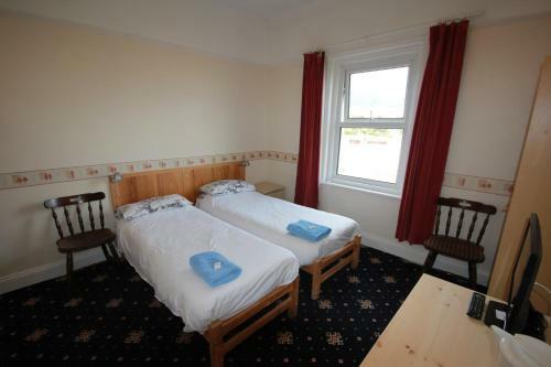 Bed & Breakfast Dolphins Hotel