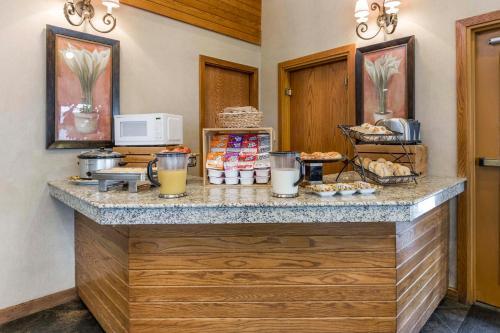 Hotel Arbor Suites At The Mall