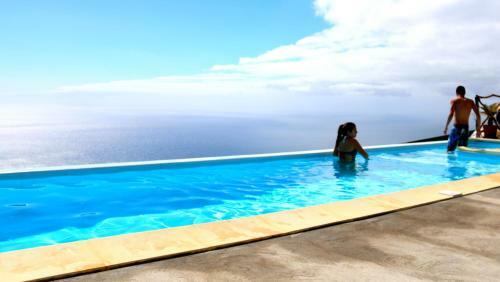 Hostal Madeira Native Motion Guest House