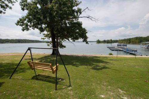 Hotel Branson Yacht Club