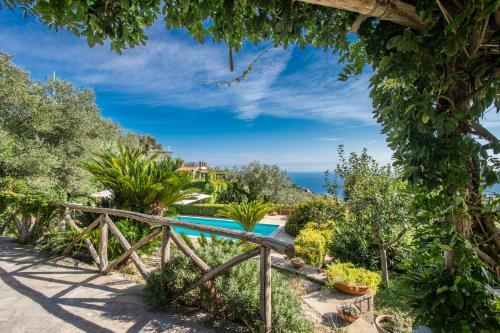 Villa Due Golfi