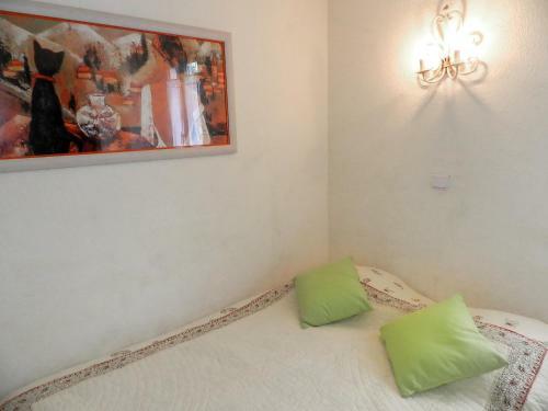 One-bedroom Apartment Village Marin 2