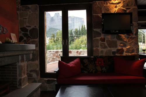 Hostal Monastiri Guesthouse