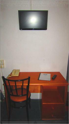 Aix Hotel