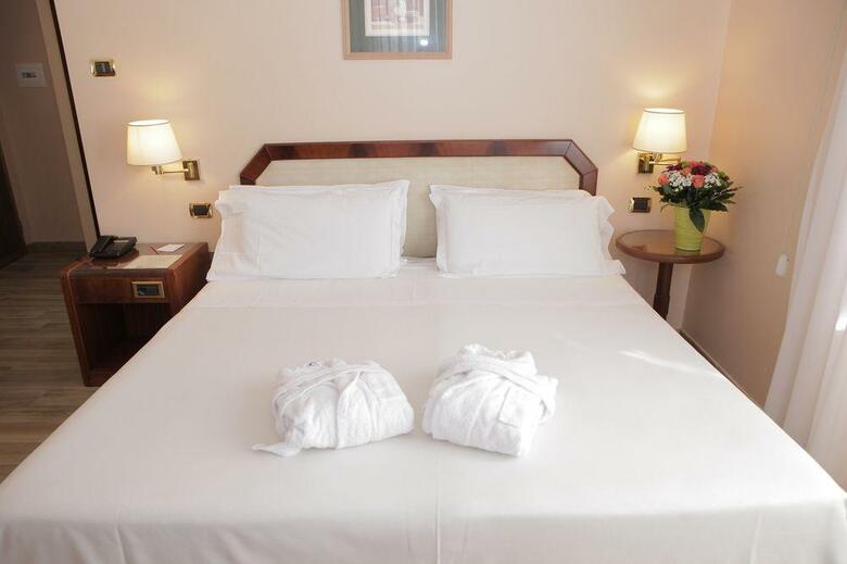 Hotel Bristol