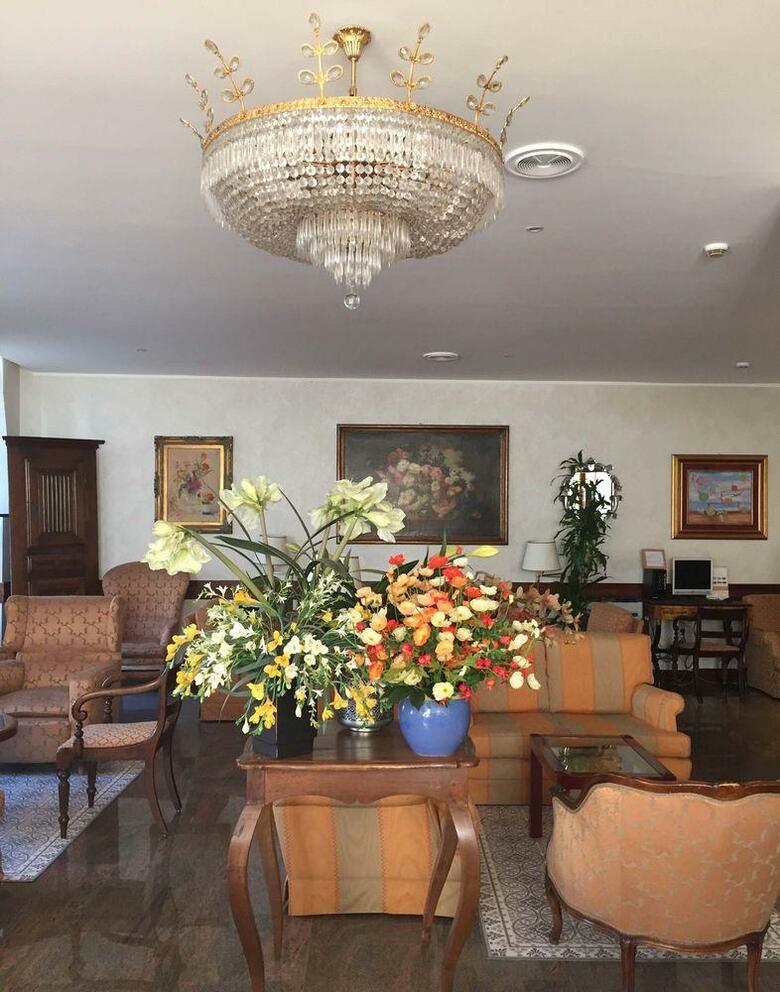 Hotel Bristol