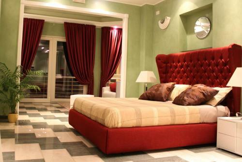 Central Room & Breakfast