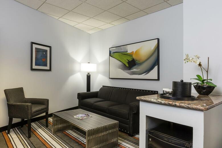 Broadway Plaza Hotel