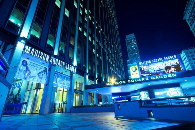Broadway Plaza Hotel
