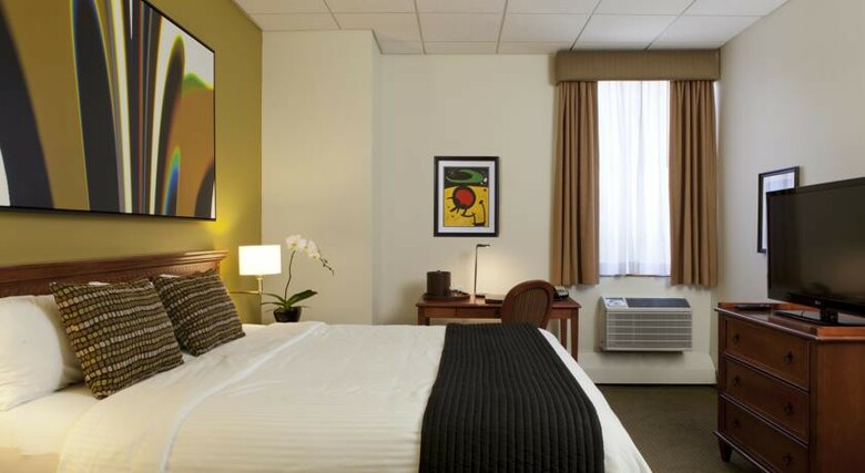 Broadway Plaza Hotel