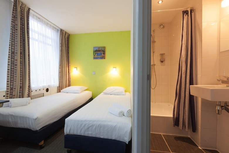 The Townhouse Hotel