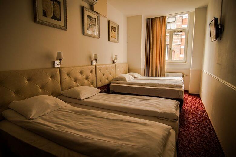 Amsterdam Downtown Hotel