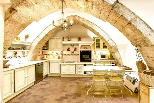 Homerez � Holiday Home Rue Bassac