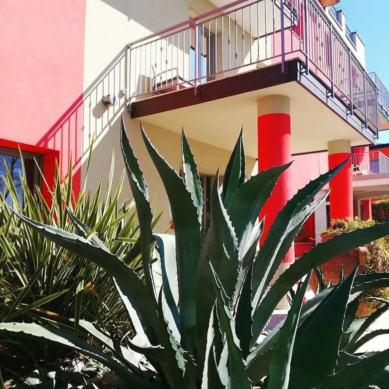 La Grotta Hotel