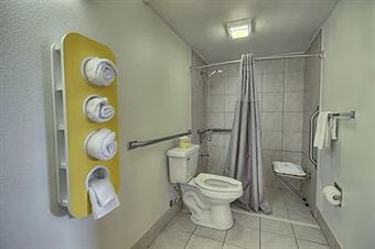 Motel 6 Lima