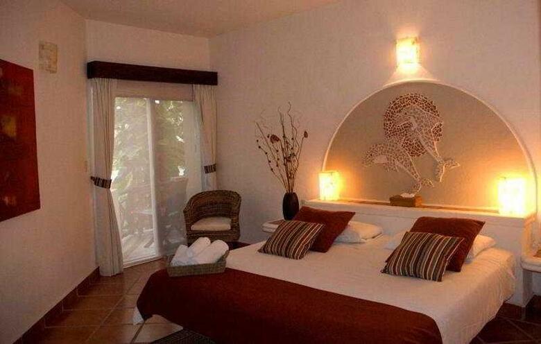 Hotel Riviera Del Sol