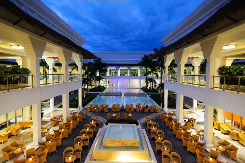 Hotel Grand Sunset Princess