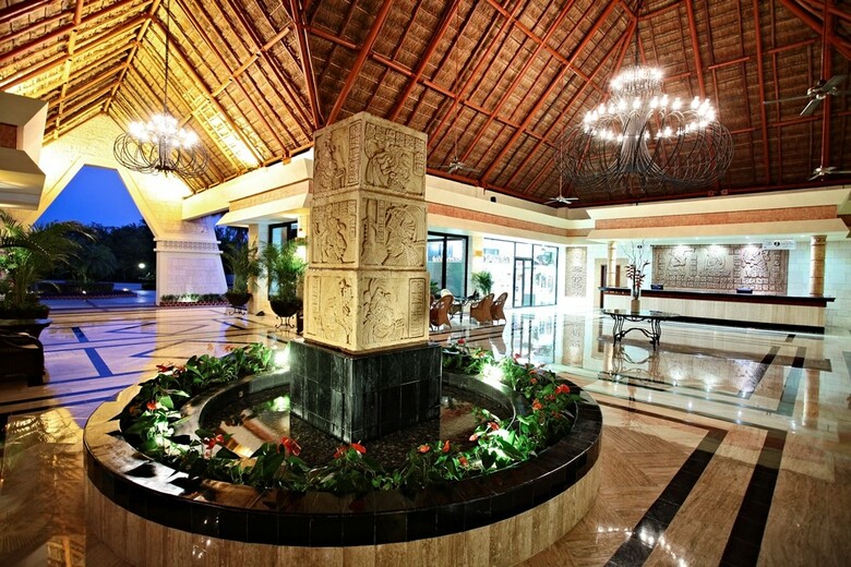 Hotel Bahia Principe Grand Coba