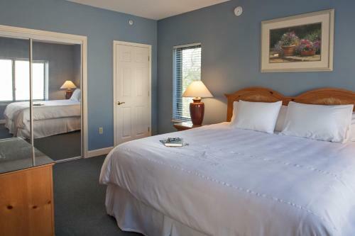 Hotel Waterside Resort By Spinnaker