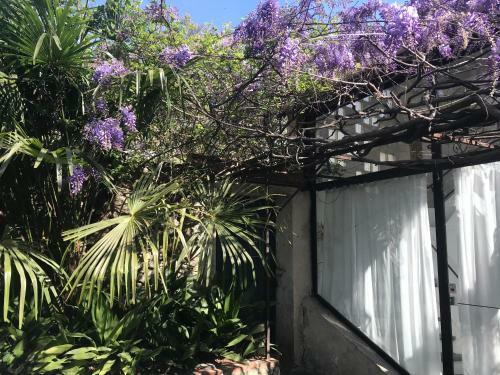 Bed & Breakfast Les Montades Chambres D'h�tes
